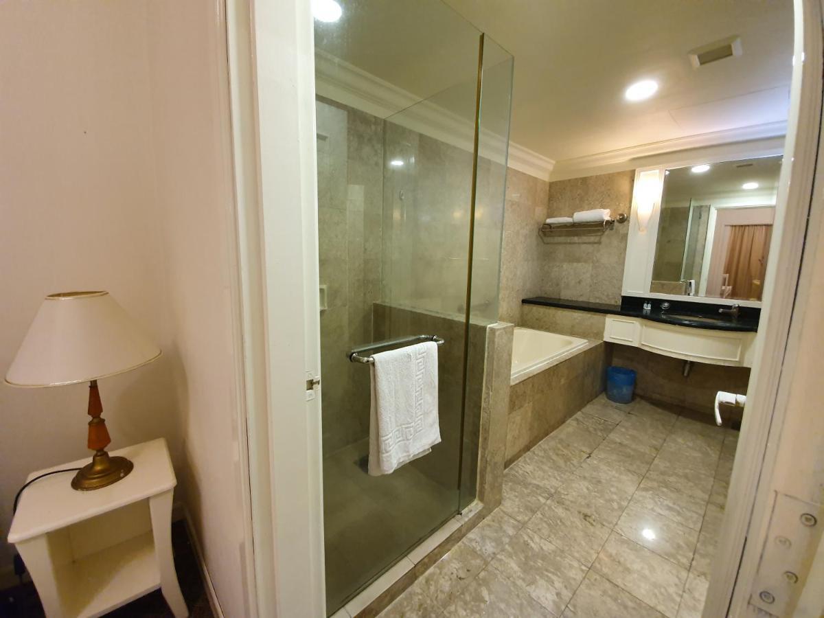 Moonlight Service Suite Kuala Lumpur Esterno foto