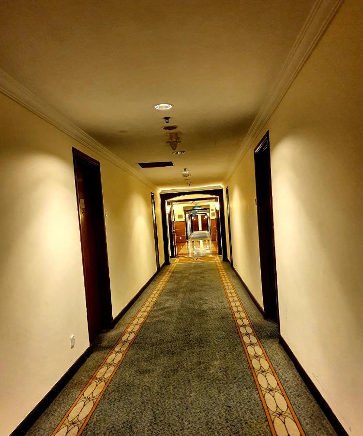 Moonlight Service Suite Kuala Lumpur Esterno foto